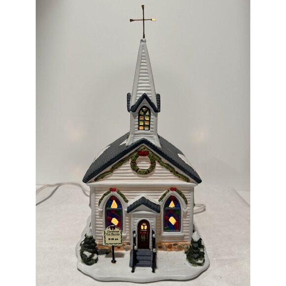 Vintage 2001 St Nicholas Square Wedding Chapel Lighted Christmas Village 9.75" - Picture 14 of 16